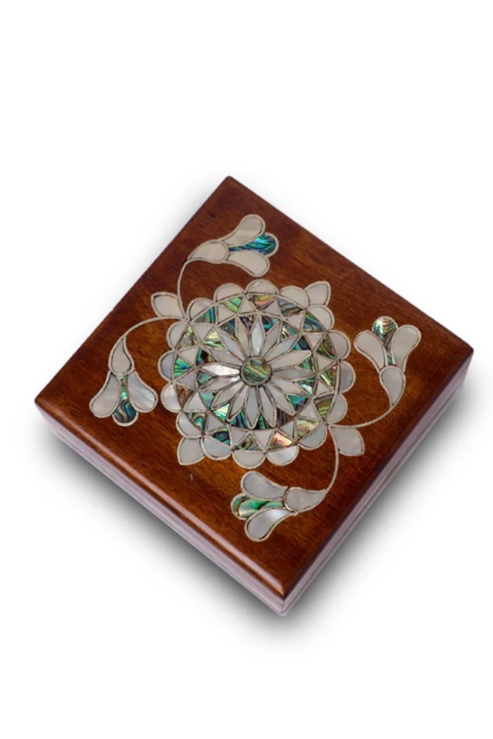 2-34.webp Small Mother-of-Pearl Jewelry Box in Walnut Wood - Image 1