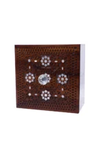 Oriental Storage Box with Mother-Of-Pearl  Engraving - Image 2